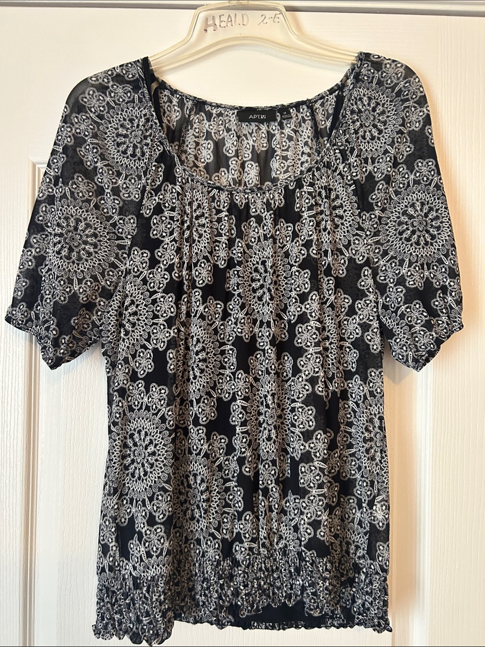 Apt. 9 Black & White Floral Lace-Print Peasant Blouse